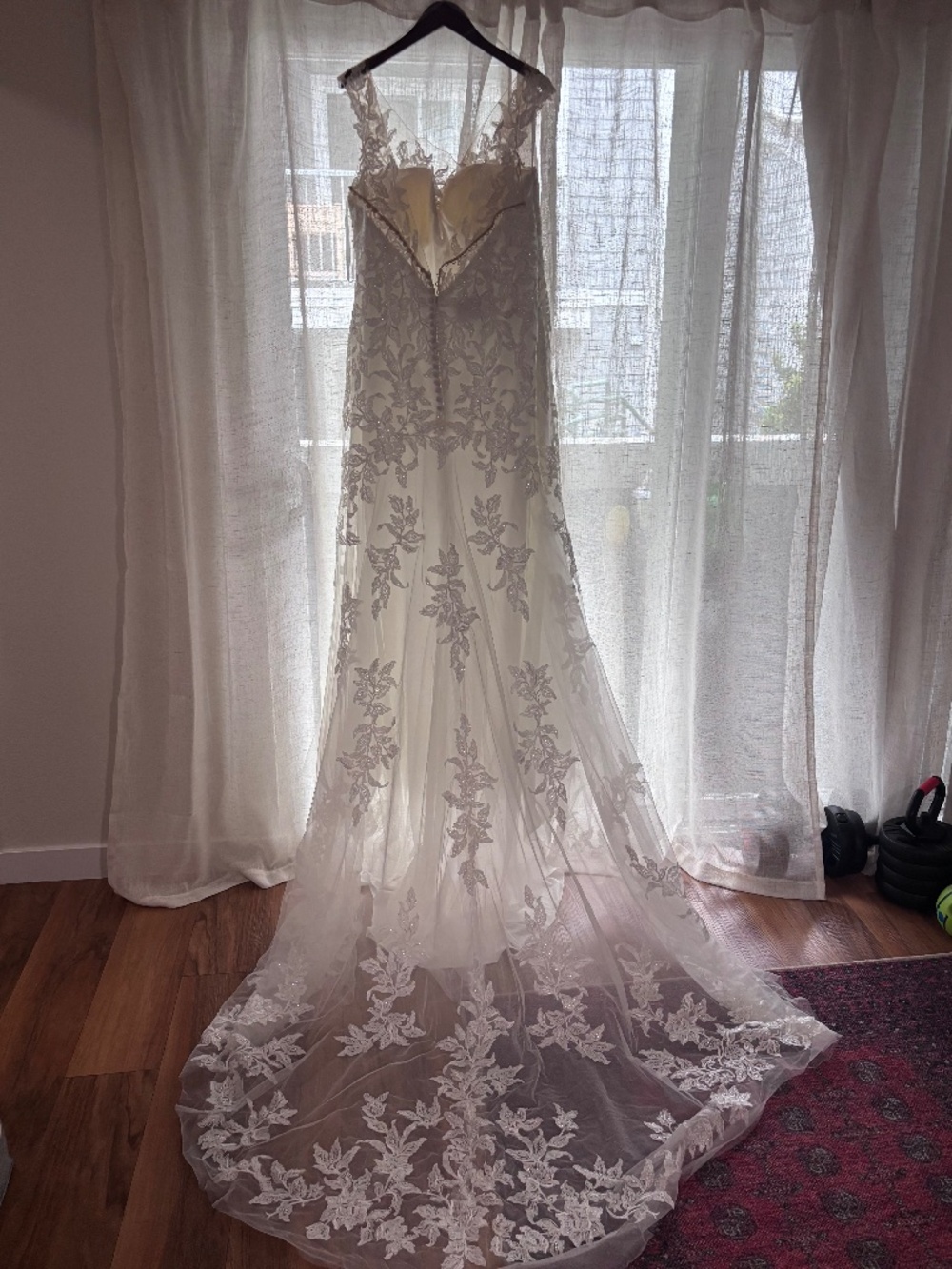 Brand new wedding gown + sleeves